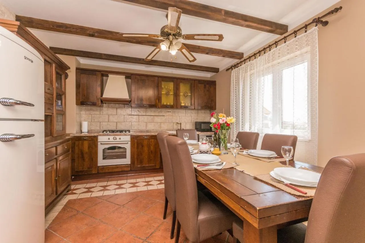 Villa Nikolina Zadarvillas Polaca 克罗地亚