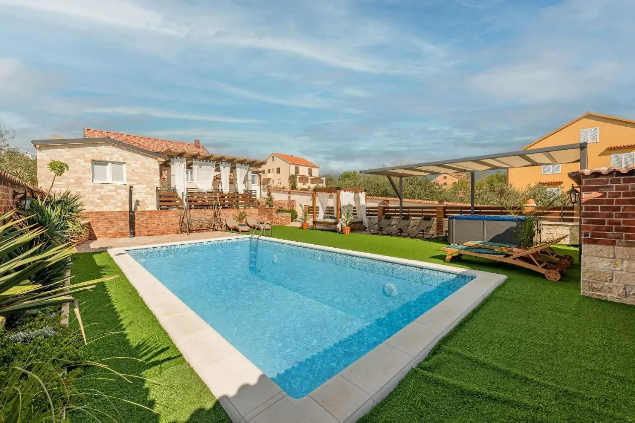 Villa Nikolina Zadarvillas Polaca 0*,